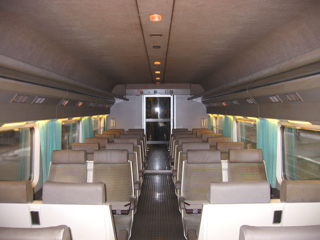 http://railfaneurope.net/pix/fr/electric/emu/TGV/Atlantique/cab%2Binterior/c-rth2002-10-24_11-49-32.jpg